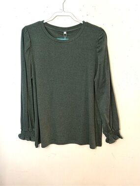 XIEERDUO Women's Olive Green Long-Sleeve Ruffle Cuff Top. Size XL. NWT.